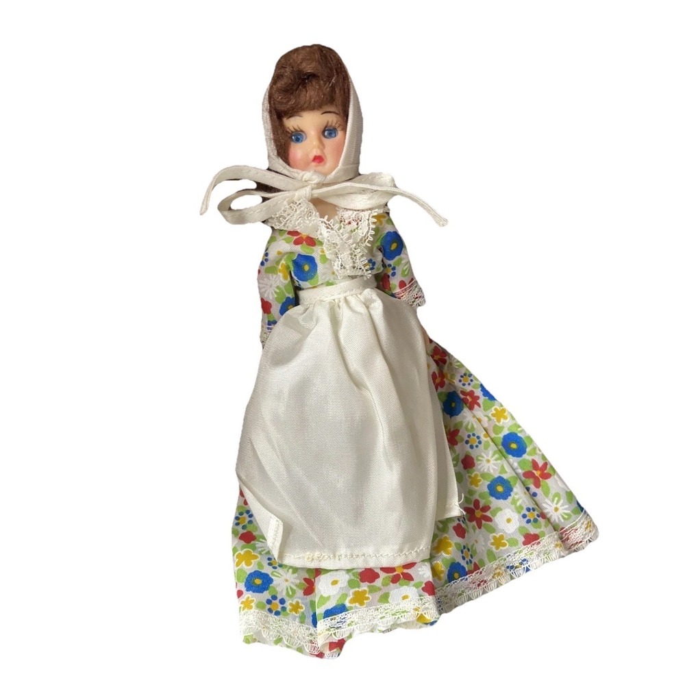 Blue Bonnet American Heritage Doll Bride Next Door 8" Vtg Floral Apron